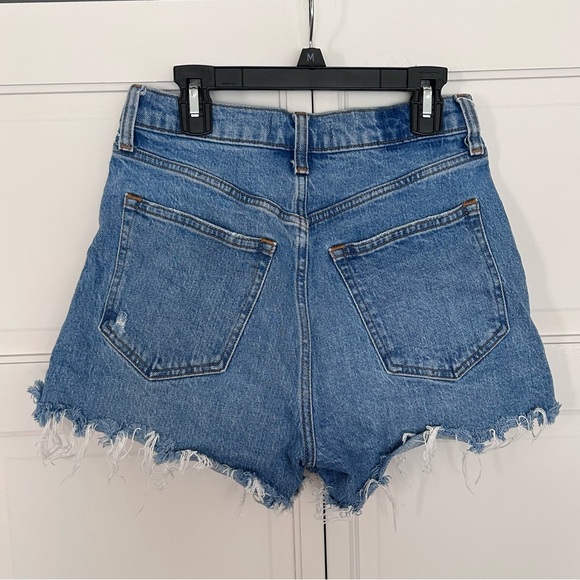 Abercrombie & fitch the 90s relaxed cutoff high rise denim shorts size 26 - Picture 2 of 3